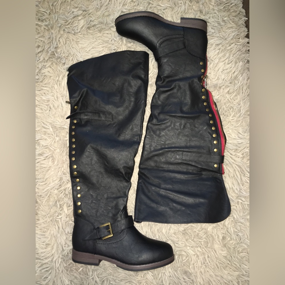 Kane medium calf style black boot